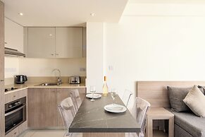 Melpo Antia Hotel & Suites