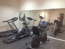 Melpo Antia Hotel & Suites