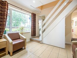 Flexistay Ambers Gatwick Aparthotel