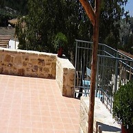 Akros Oreon Green Small Hotel