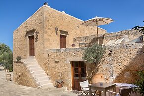 Kapsaliana Village Hotel