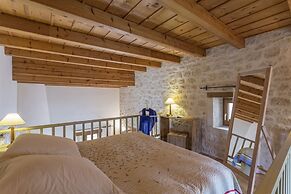 Kapsaliana Village Hotel