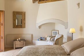 Kapsaliana Village Hotel