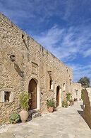 Kapsaliana Village Hotel