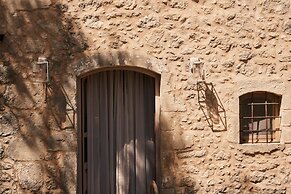 Kapsaliana Village Hotel