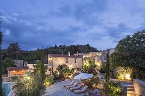 Kapsaliana Village Hotel