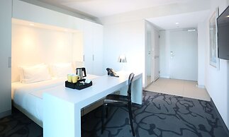 art'otel Cologne powered by Radisson Hotels