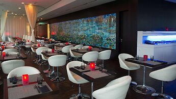 art'otel Cologne powered by Radisson Hotels