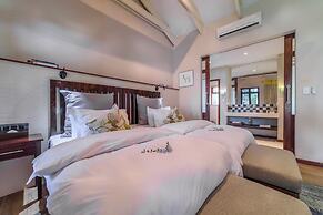 Casterbridge Hollow Boutique Hotel