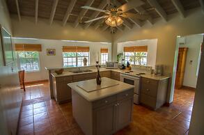 Grace Bay Beach Ocean Villas