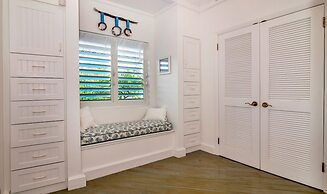 Grace Bay Beach Ocean Villas