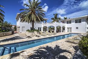 Grace Bay Beach Ocean Villas