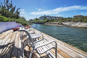 Grace Bay Beach Ocean Villas