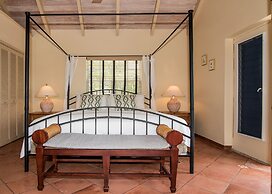 Grace Bay Beach Ocean Villas