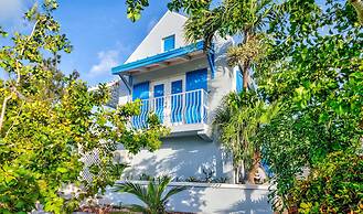 Grace Bay Beach Ocean Villas