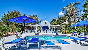 Grace Bay Beach Ocean Villas