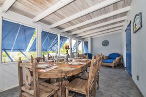 Grace Bay Beach Ocean Villas