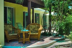 Grace Bay Beach Ocean Villas