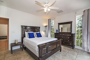 Grace Bay Beach Ocean Villas