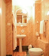 Euro Hotel