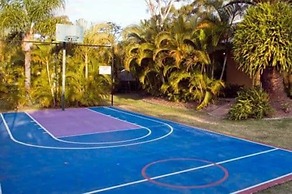 NRMA Treasure Island Holiday Resort