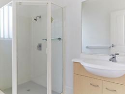 NRMA Treasure Island Holiday Resort