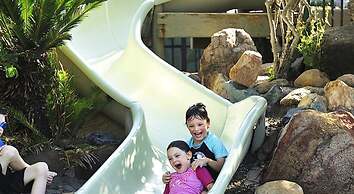 NRMA Treasure Island Holiday Resort