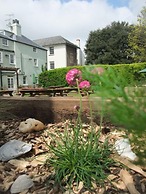 The White Cliffs Hotel