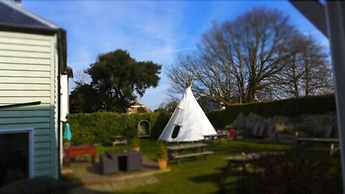 The White Cliffs Hotel