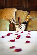 The White Cliffs Hotel