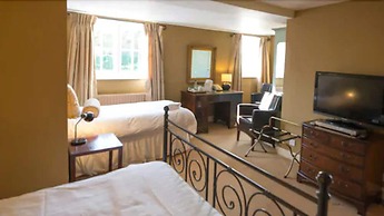 The White Cliffs Hotel