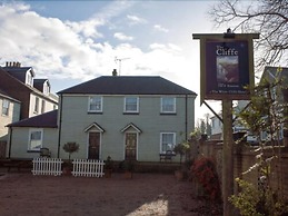 The White Cliffs Hotel