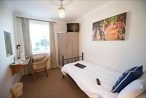 The White Cliffs Hotel