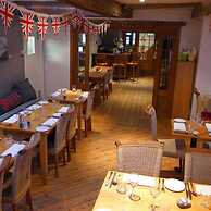 The White Cliffs Hotel