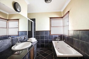 Premier Hotel Roodevalley