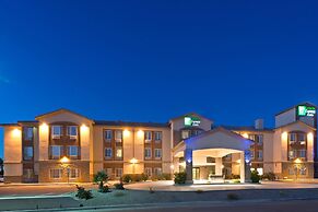Holiday Inn Express & Suites Casa Grande by IHG