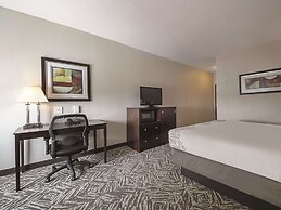 La Quinta Inn & Suites by Wyndham McKinney