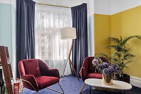 Hotel Harry, Ascend Hotel Collection