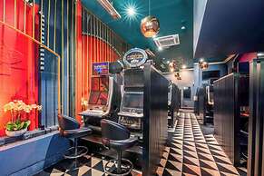 Hotel Harry, Ascend Hotel Collection