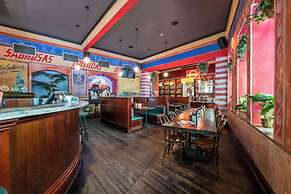 Hotel Harry, Ascend Hotel Collection