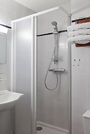 Sky Hotel Goussainville Charles de Gaulle - ex Comfort Hotel