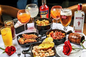 China World Summit Wing, Beijing