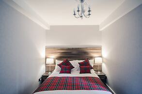 Royal West End Hotel