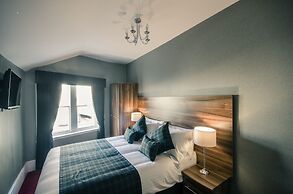 Royal West End Hotel