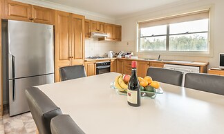 Madigan Wine Country Cottages