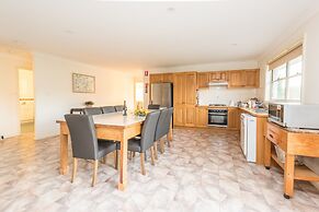 Madigan Wine Country Cottages