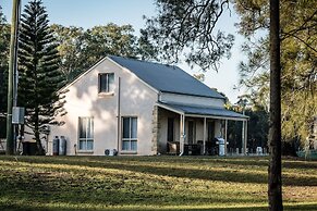 Madigan Wine Country Cottages