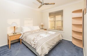 Madigan Wine Country Cottages