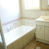 Madigan Wine Country Cottages