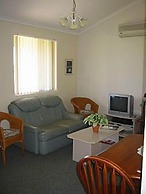 Madigan Wine Country Cottages